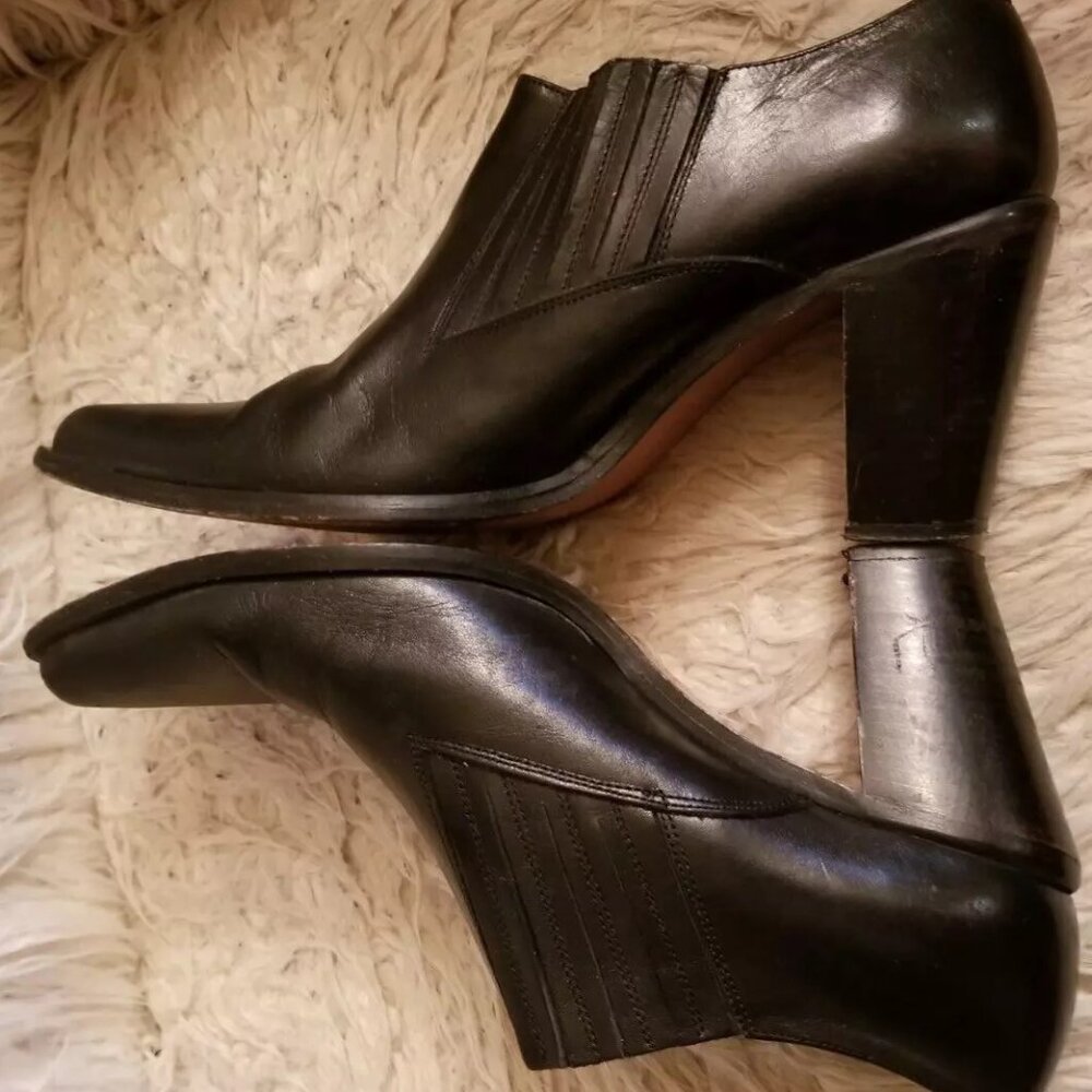GUESS Vtg 80s-90s Black Leather Western Cowboy Shoe Boot 10M Spain Chunky Heel